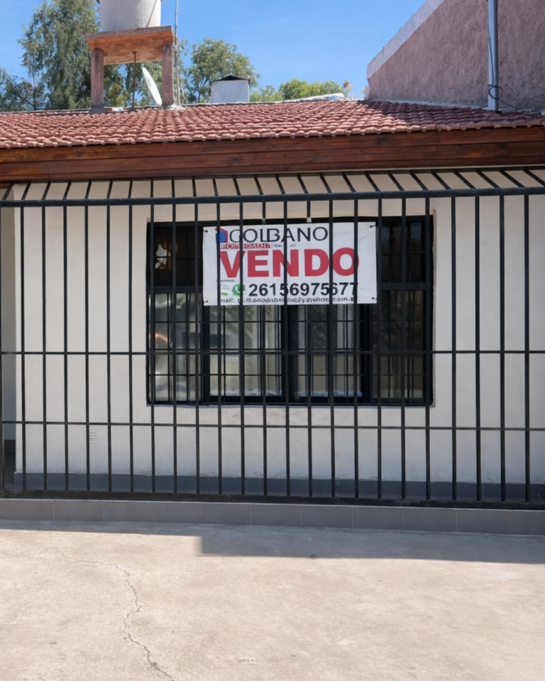 Casa en venta • Barrio Los Farmacéuticos, Rodeo de la Cruz