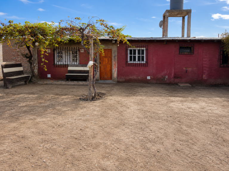 Terreno con departamento